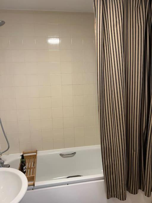 Appartamento Flat In *